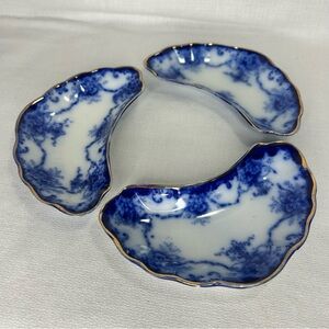 Blue and White “Flow Blue” Porcelain Bone Dishes with Gold Trim 6.5x4” Set of 3